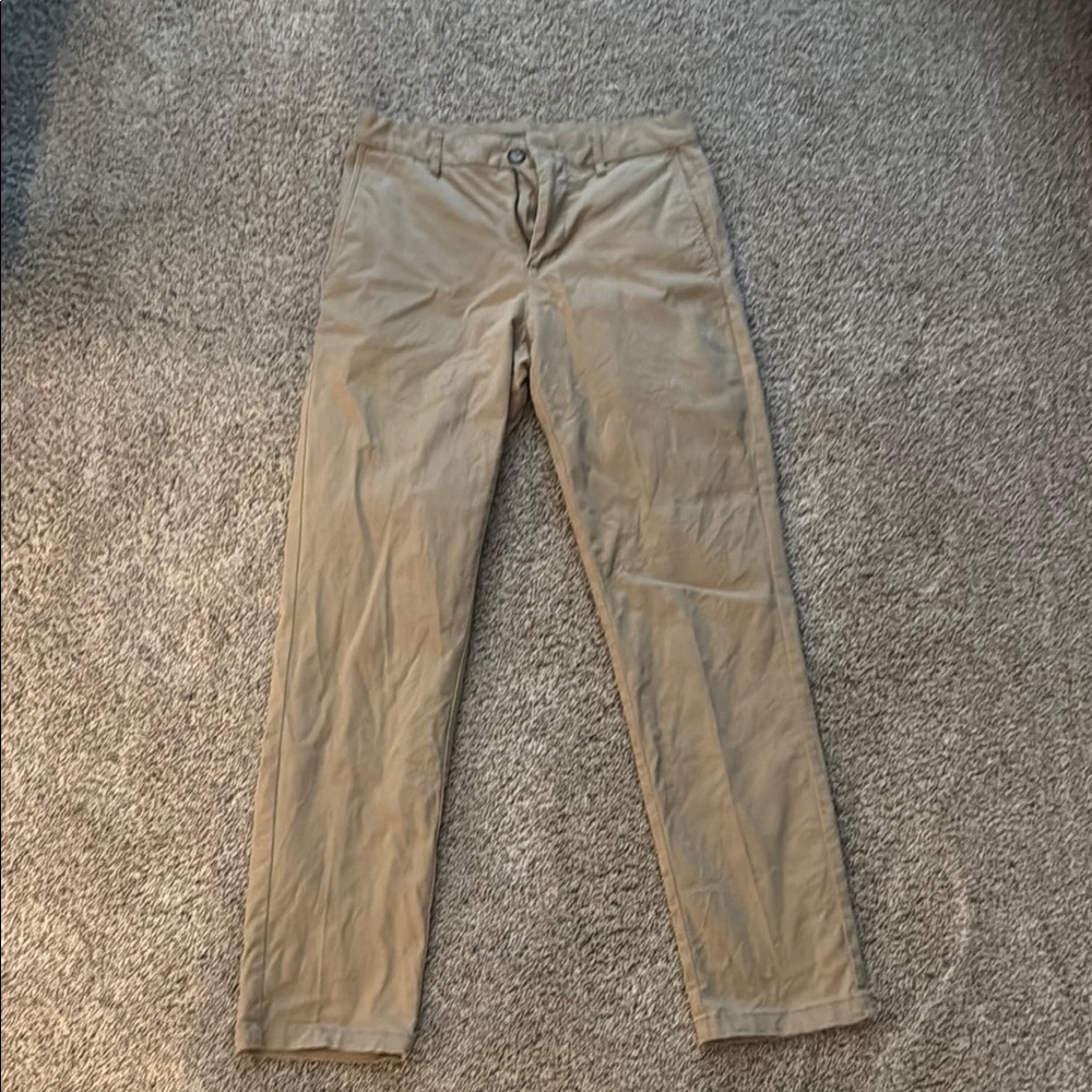 Old Navy Tan Chinos slim Fit
